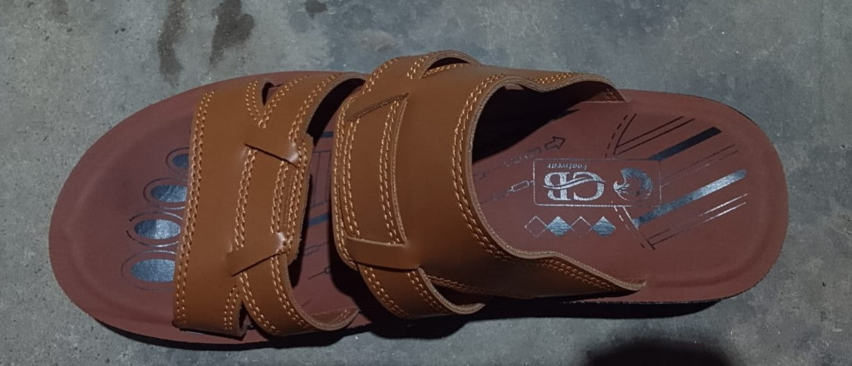 Brown sandal in leather